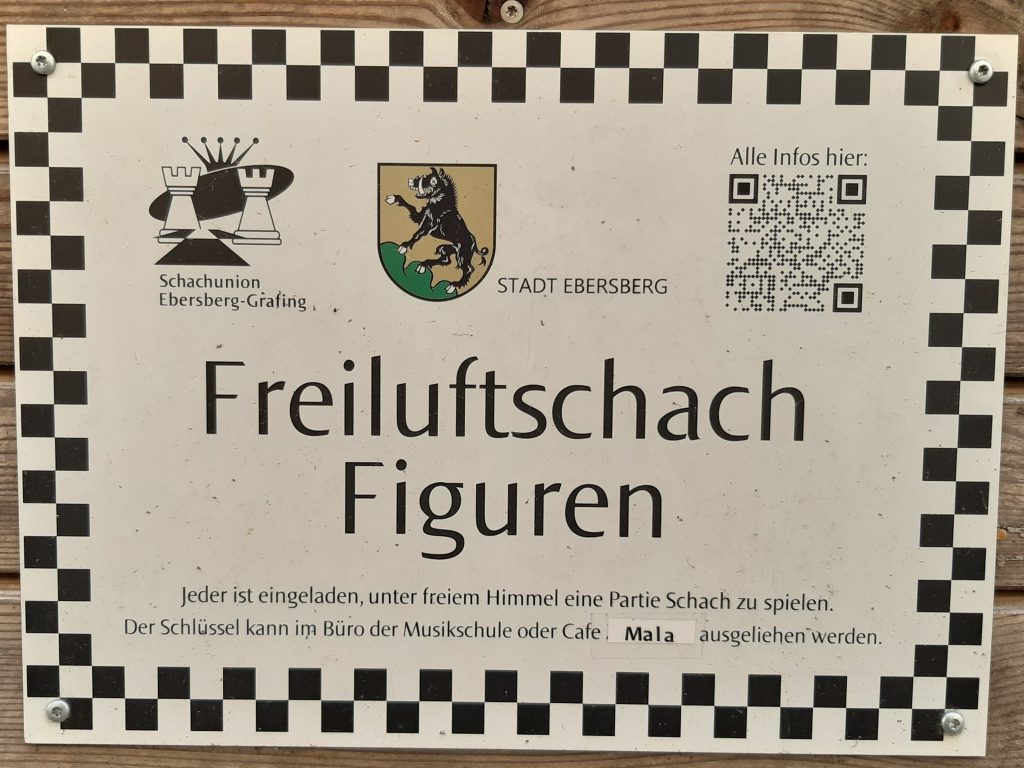 Dieses Bild hat ein leeres Alt-Attribut. Der Dateiname ist Schach-im-Klosterbauhof-1-1024x768.jpg